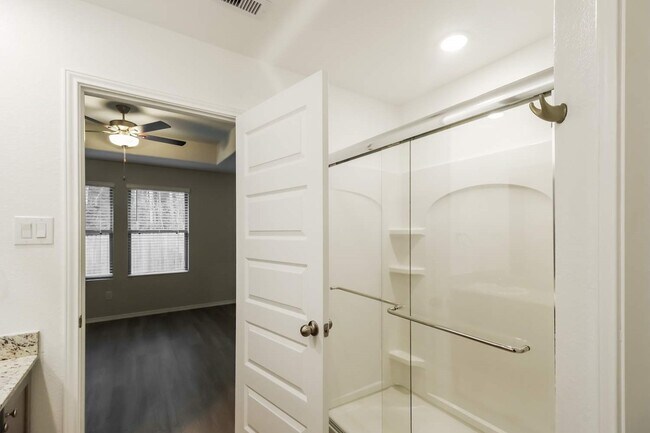Building Photo - 24825 Scilla Wy