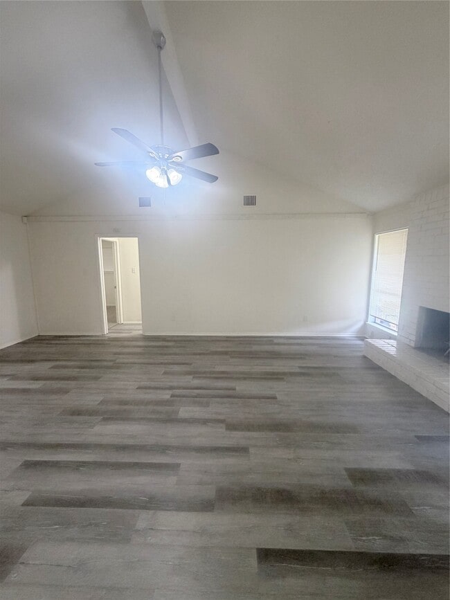 Building Photo - 8119 Knightwood Forest Dr