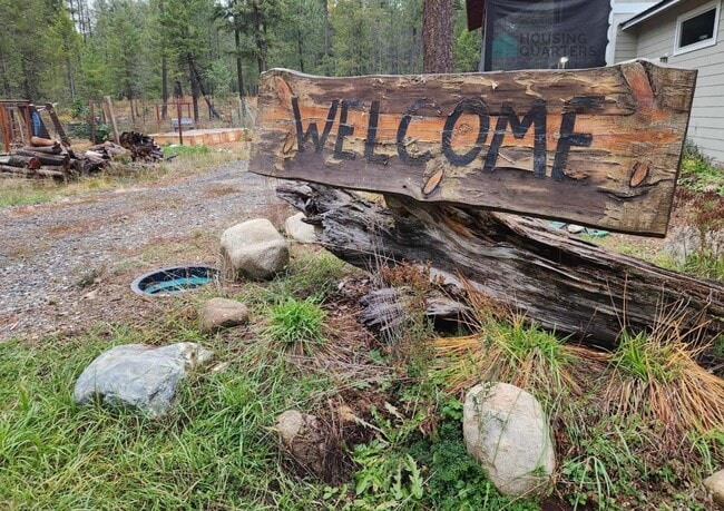 Building Photo - 4450 WA-211