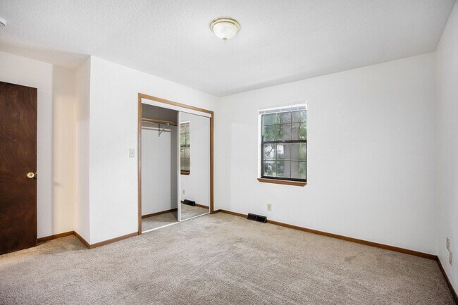 Building Photo - 2829 Tepee Ave
