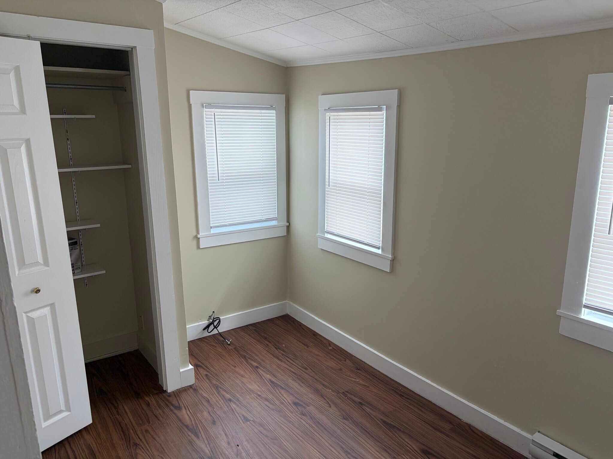 Building Photo - 53 N Spring St