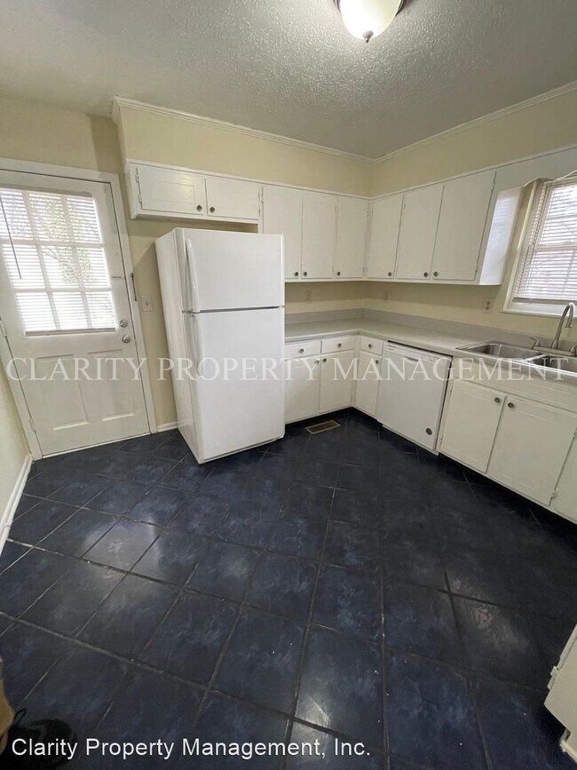 Building Photo - 3 br, 2 bath House - 913 Whisperwood Trl NE