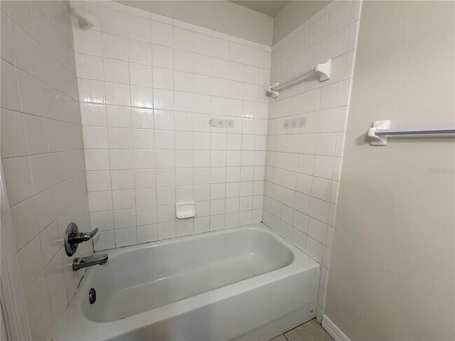 Building Photo - 1717 W Nassau St