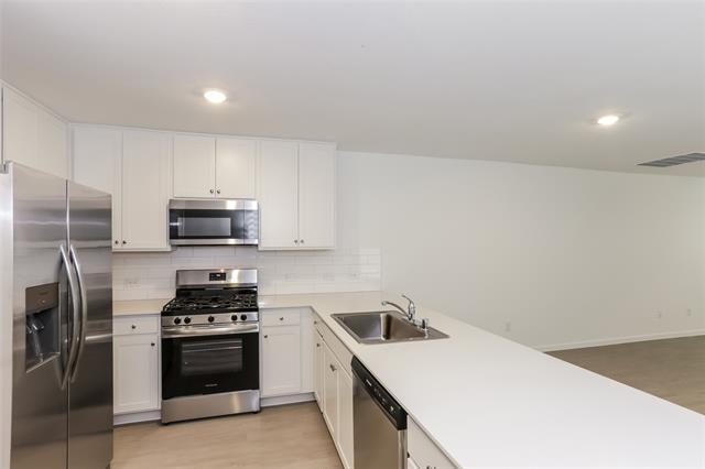 Building Photo - 15229 Grappling Irons Ln