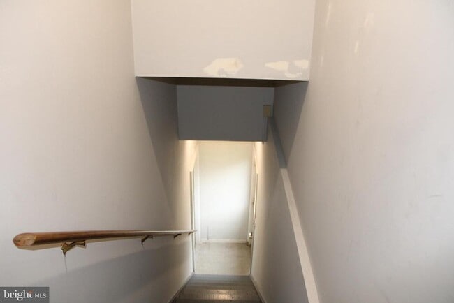 Building Photo - 130 N Mill St