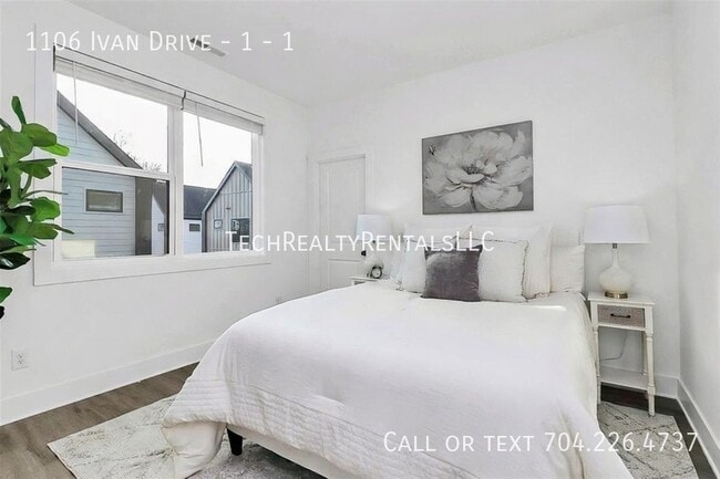 Building Photo - 1106 Ivan Dr