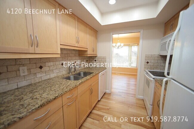 Building Photo - 4120 Beechnut Ln