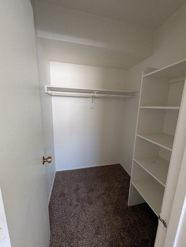 Building Photo - Remodeled Glendale Home With Garage