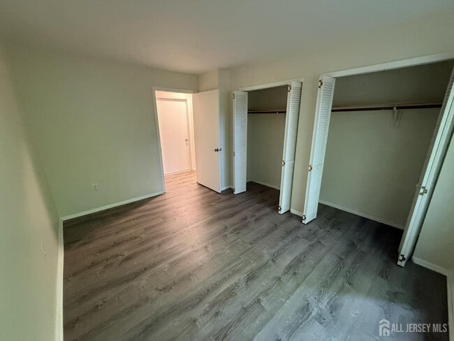 Building Photo - 95 Sapphire Ln