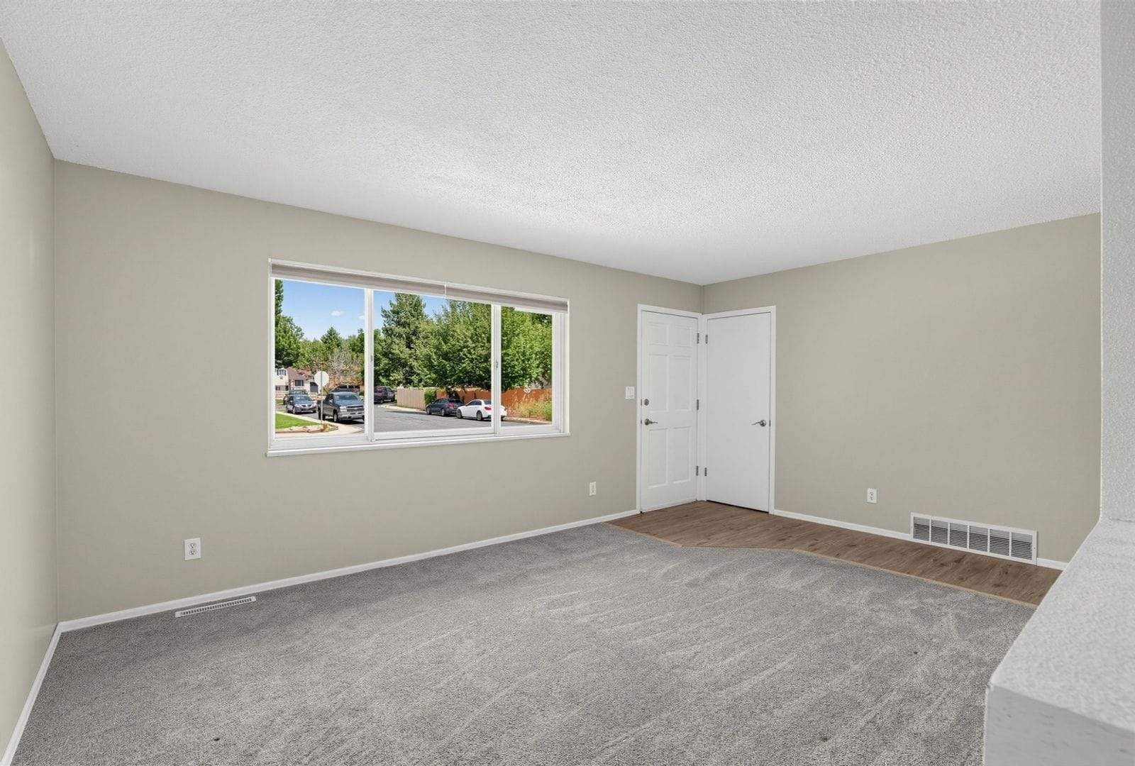 Building Photo - 4546 Verde Dr