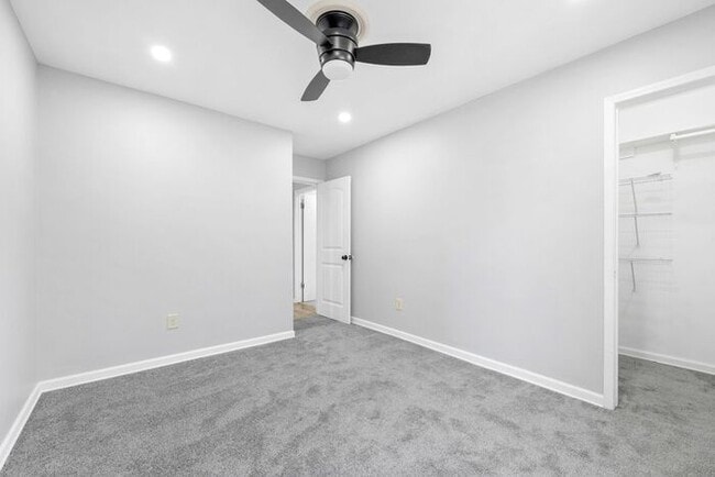 Building Photo - 4758 Pebble Trce