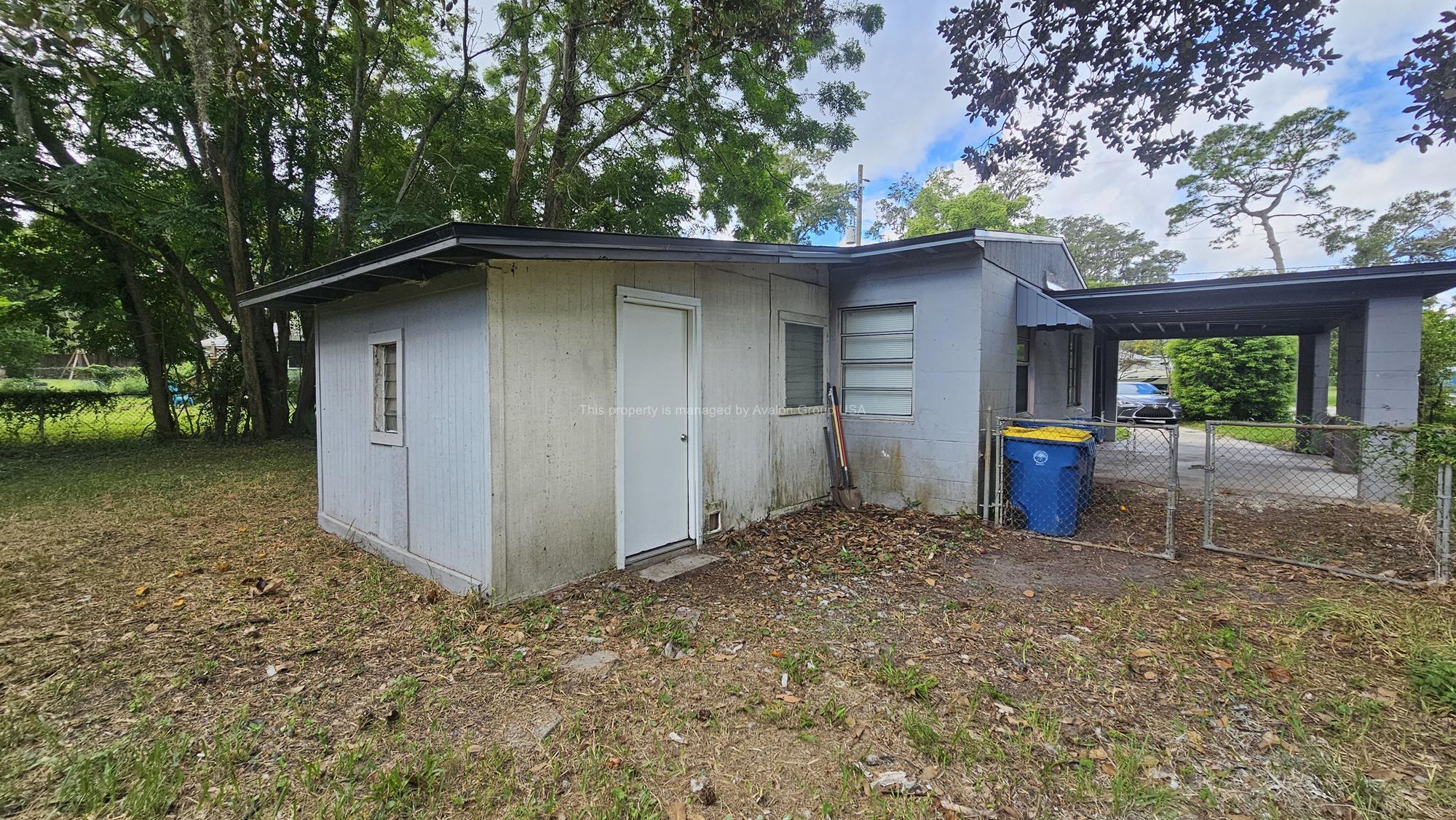 Building Photo - 1341 Hollyhock Cir E