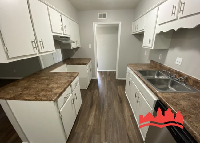 Building Photo - 3879 Pinbranch Ct