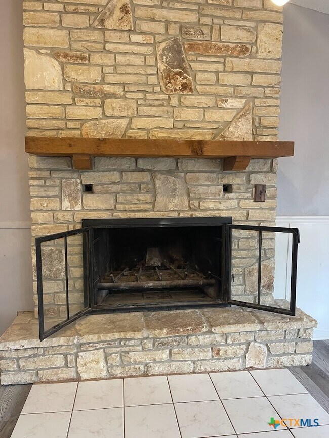 Building Photo - 541 Buck Trail