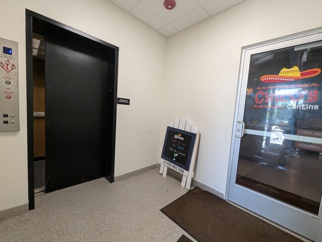 Building Photo - 22 S Main St