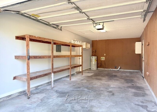 Building Photo - 1341 Dog Track Rd