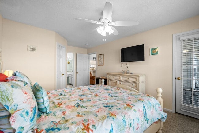 Building Photo - 5000 Windsor Green Way