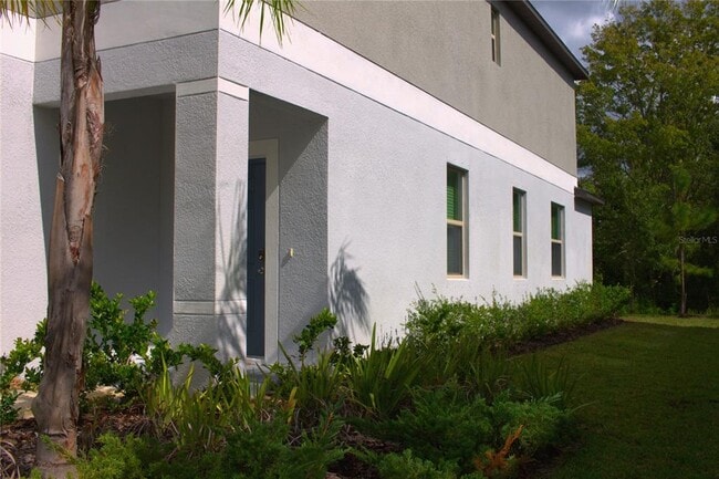 Building Photo - 11871 Dumaine Valley Rd