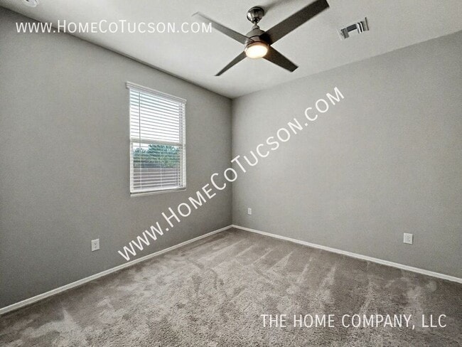 Building Photo - 7140 S Via Gaucho Viejo