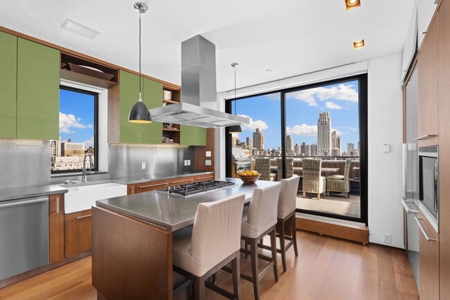 Building Photo - 1080 Madison Ave