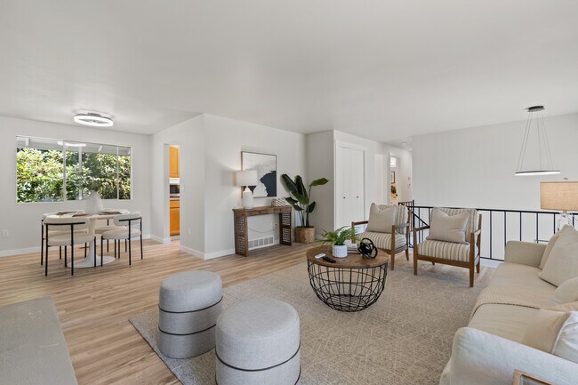 Building Photo - 13726 SE 24th St