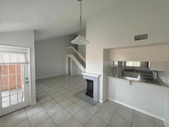 Primary Photo - 654 Trinidad Ct