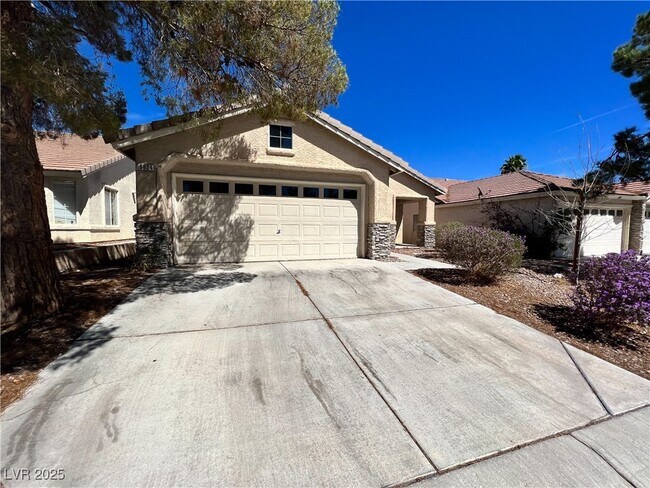 Building Photo - 9824 Double Rock Dr