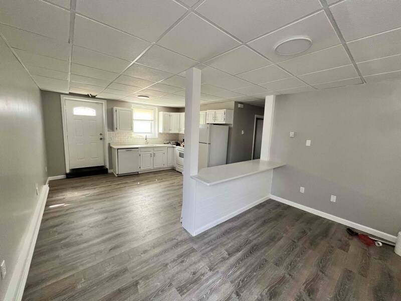 Building Photo - 133 Bellingham St