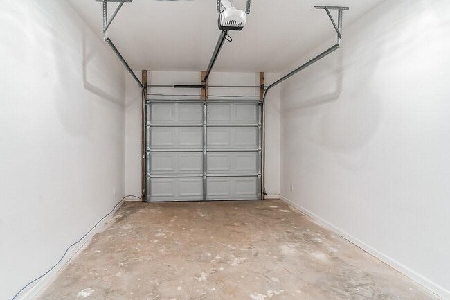Building Photo - 4011 Redan Rd