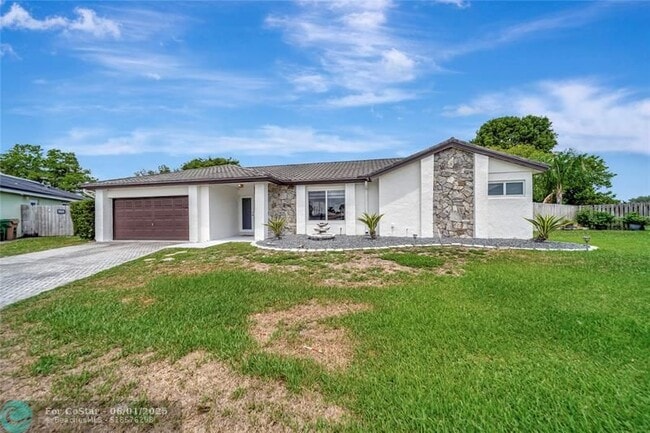 Building Photo - 6401 Crossbow Ct