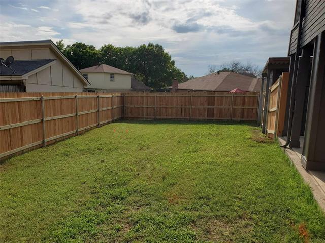 Building Photo - 2813 Shady Grove Dr