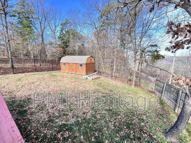 Building Photo - 95 Bassingham Dr