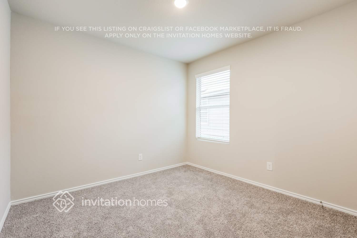 Building Photo - 5711 Leon Pl