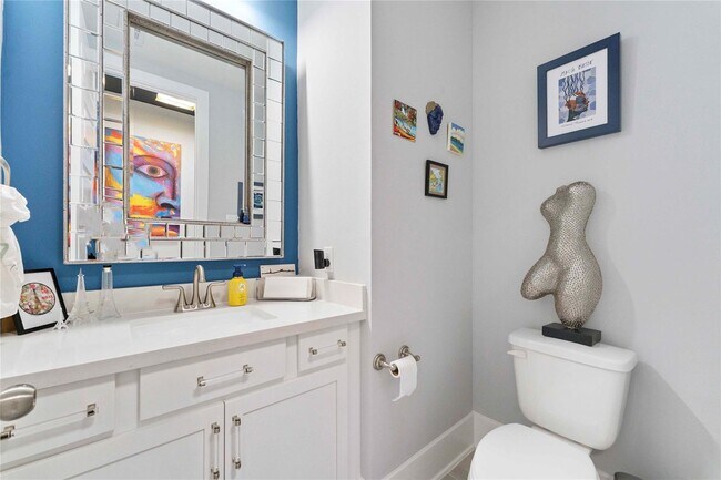 Building Photo - Beautiful Home in Sienna