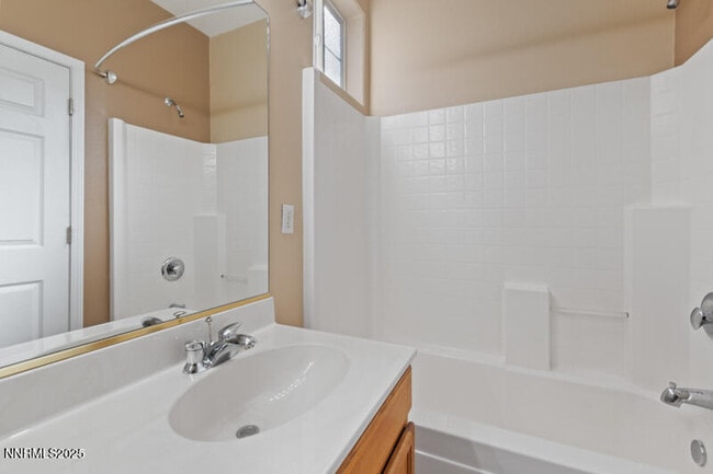 Building Photo - 3550 Mashie Dr