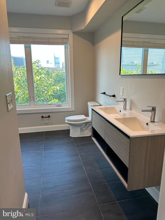 Building Photo - 1937 Gerritt St