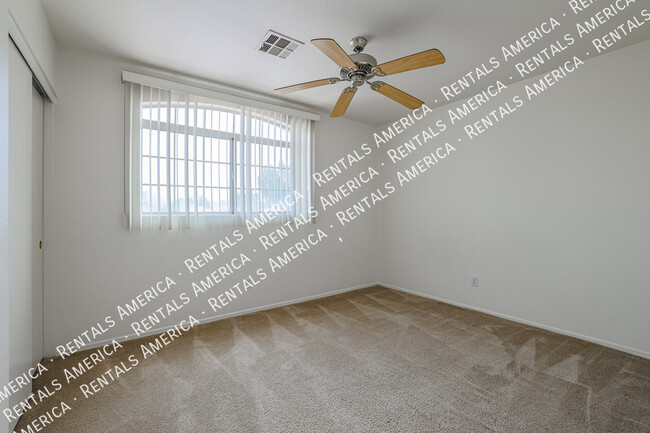 Building Photo - 1161 W Gail Ct