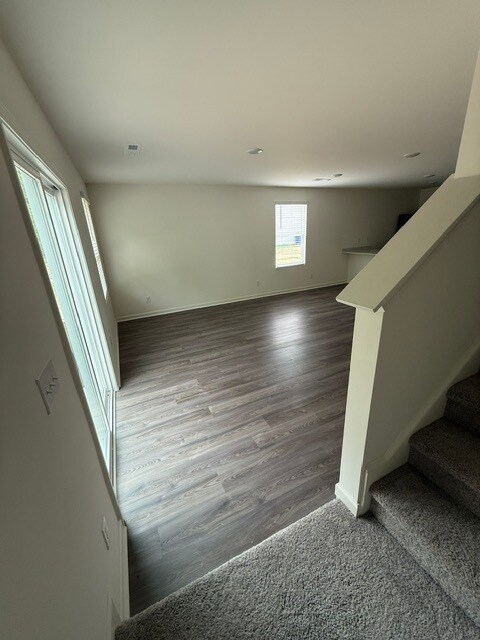 Building Photo - 2429 Brookville Dr