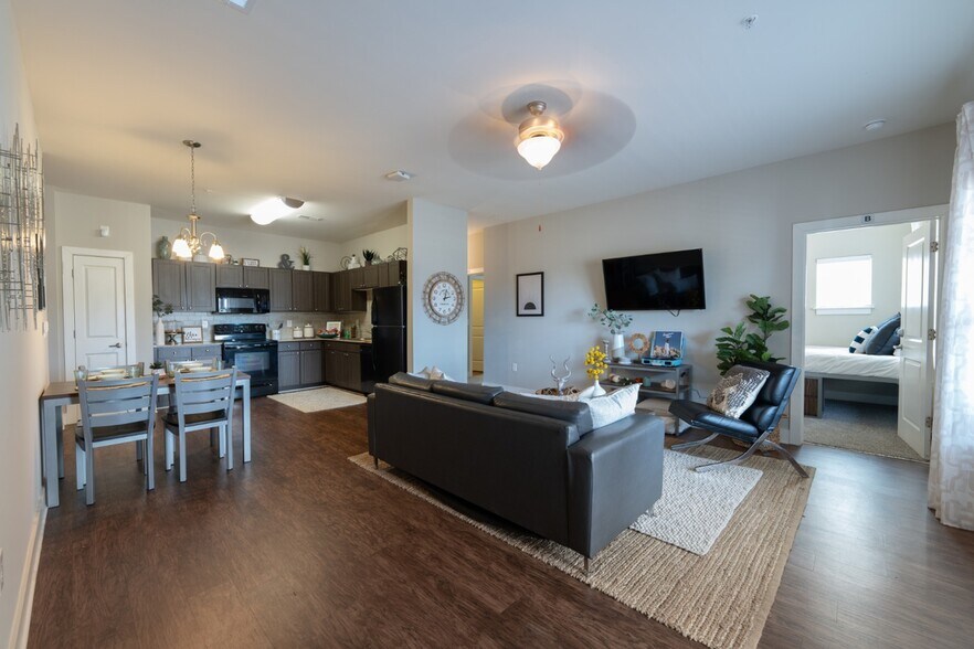 Yugo Charlotte College Downs 1505 Monument Hill Rd Charlotte NC 28213