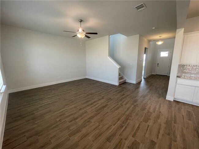 Building Photo - 151 Buckle Cove