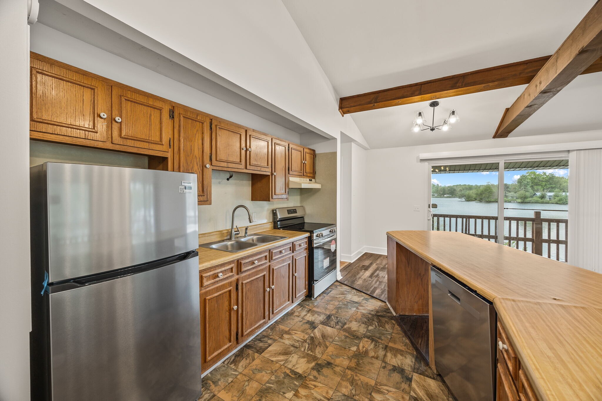 Building Photo - 258 Idlewild Dr