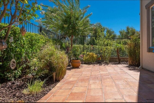 Building Photo - 24353 Allegra Way