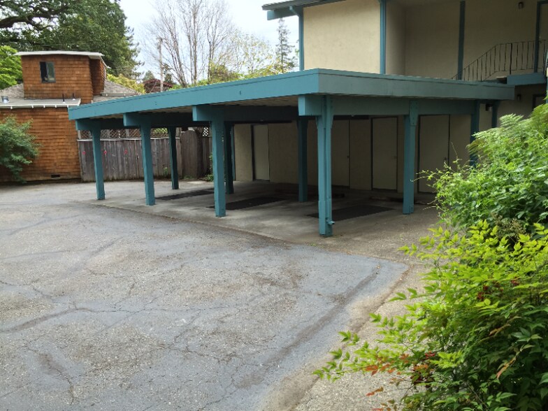 Building Photo - 917 San Anselmo Ave