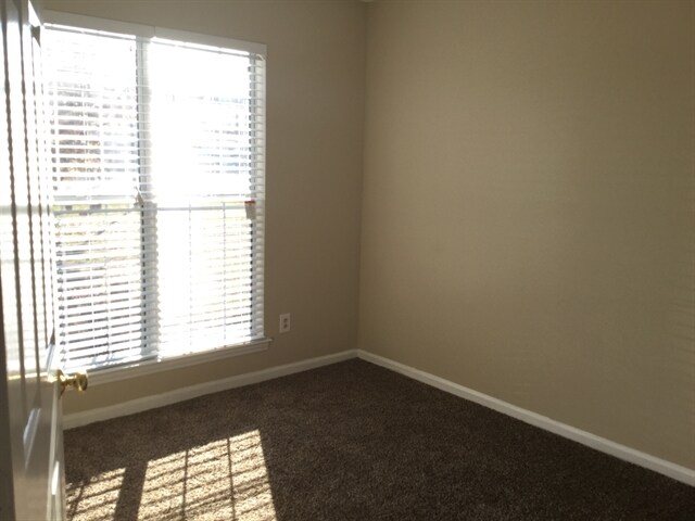 Building Photo - 4646 Falcon Chase Dr SW