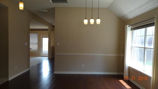 Building Photo - 8026 Palisades Dr