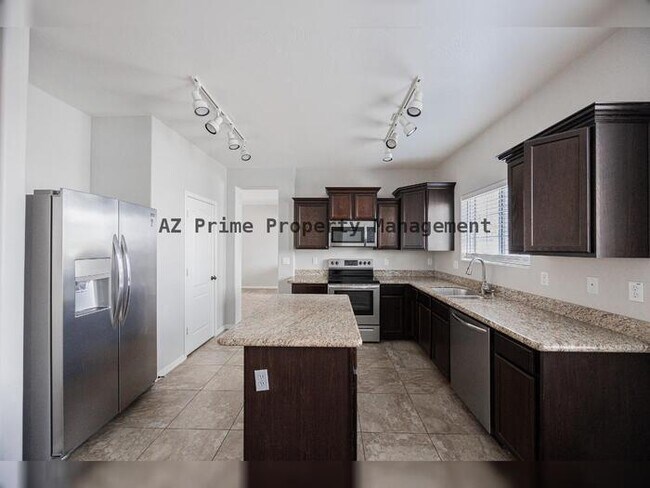Building Photo - 7422 S 27th Way