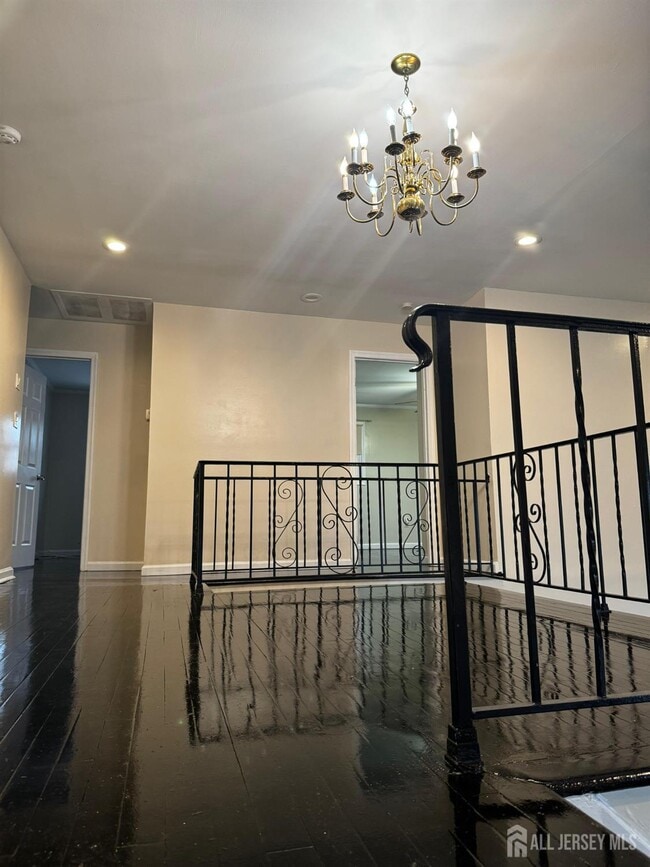 Building Photo - 1108 Frank St