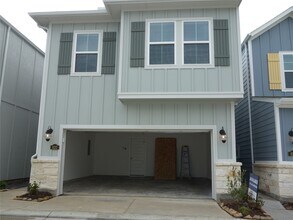 Building Photo - 620 Sand Dollar Dr