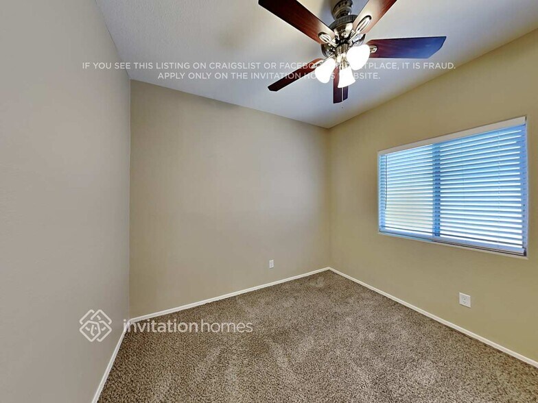 Building Photo - 3717 E Remington Dr