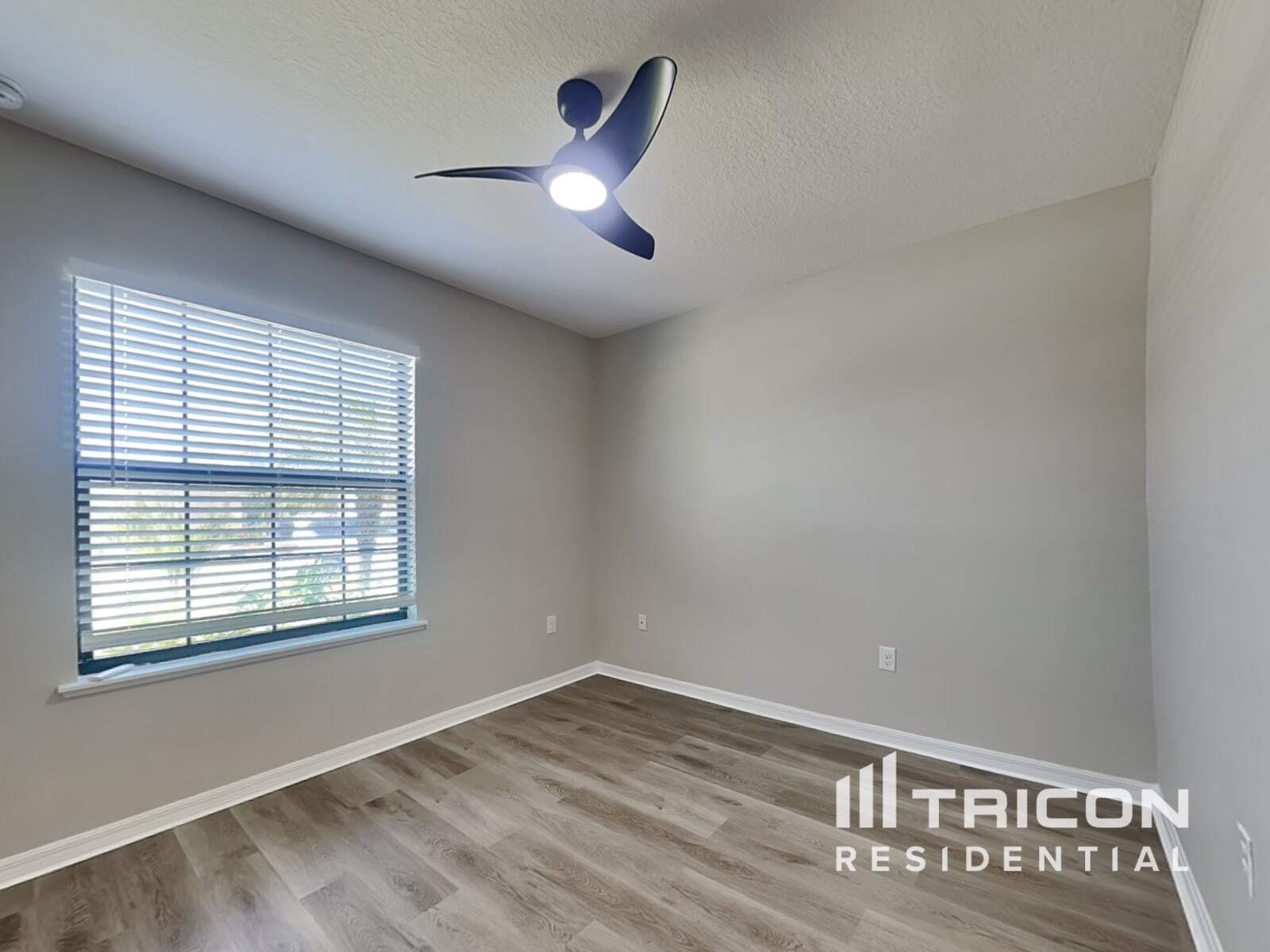 Building Photo - 4035 Wayfarer Wy